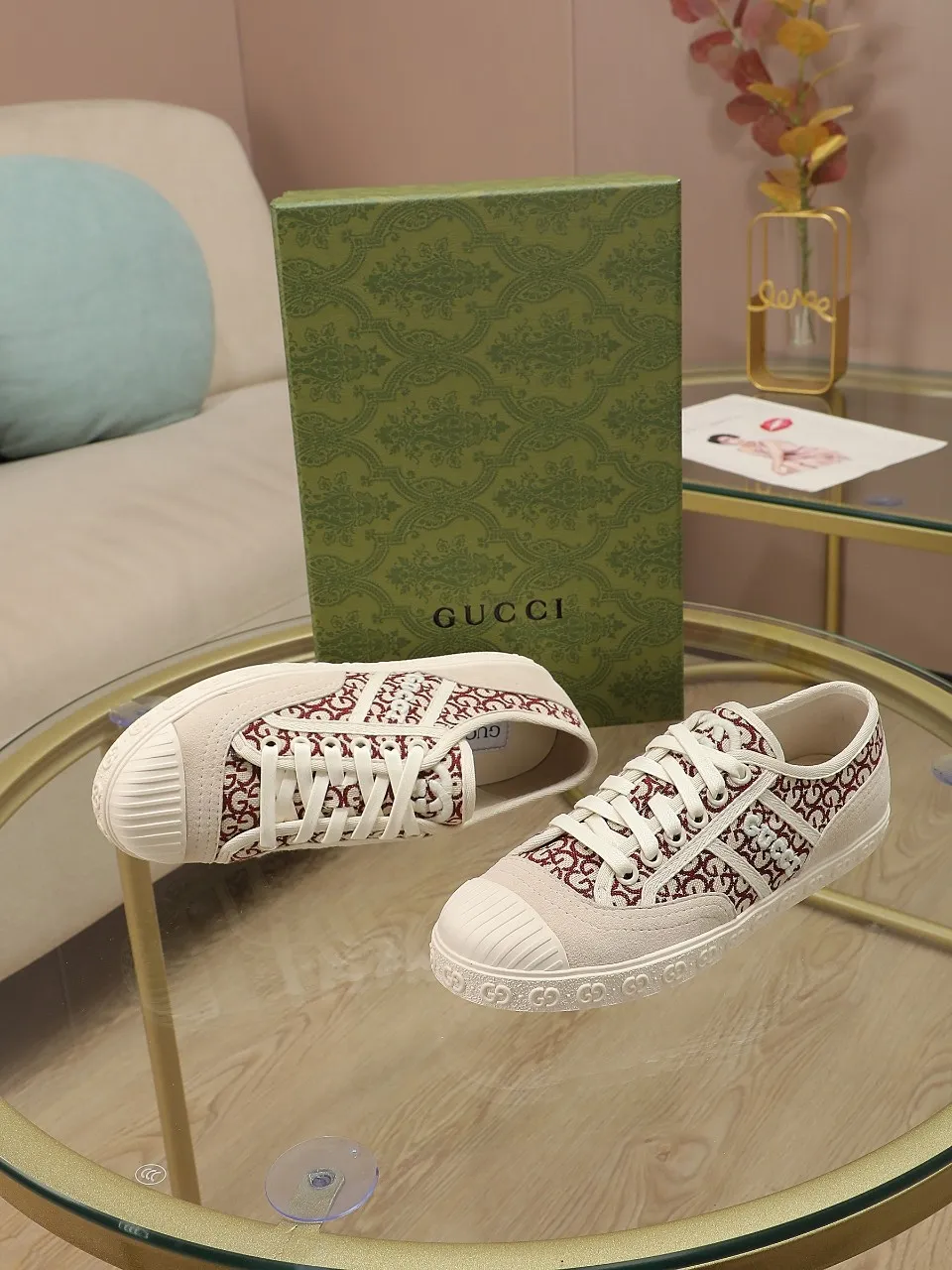 👟👟Ex-factory price 420👟👟 GUCCI~24 The latest double G embroidered low-cut lace-up fashion sneakers, originally developed, the fabric is exclusive double G fabric, the upper is perfectly matched with special craftsmanship, the lining is sheepskin, rubber outsole, size 35 to 40